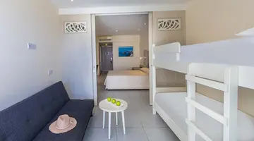 Tofinis Hotel