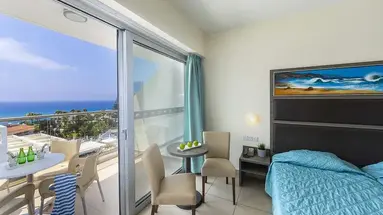 Tofinis Hotel
