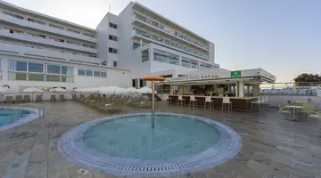 TOFINIS HOTEL
