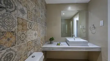 Tofinis Hotel