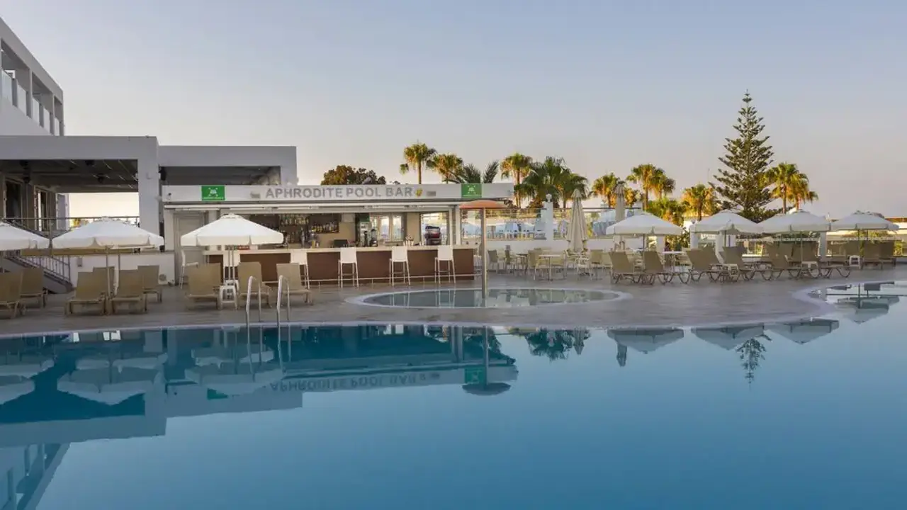 TOFINIS HOTEL