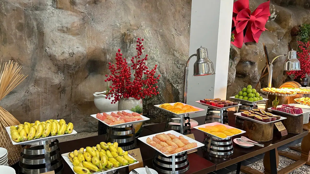 TOM HILL RESORT & SPA