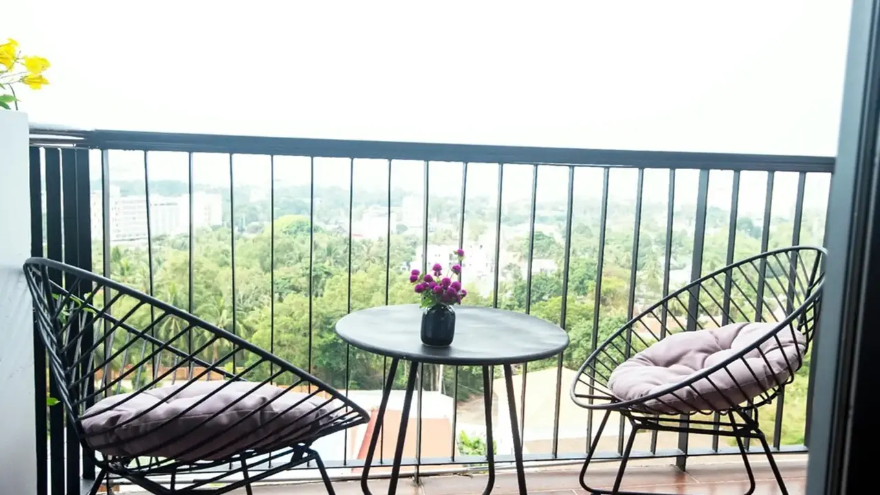 TOM HILL RESORT & SPA