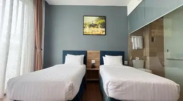TOM HILL RESORT & SPA