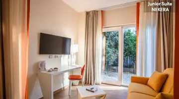 TONICELLO RESORT
