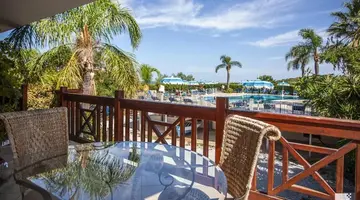 TONICELLO RESORT