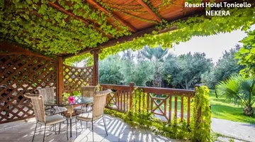 TONICELLO RESORT