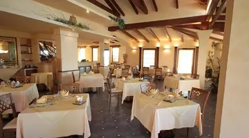Tonicello Resort