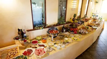 Tonicello Resort