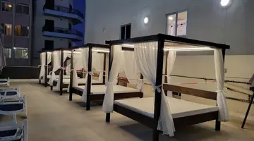 Topaz Hotel