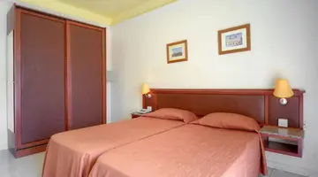 Topaz Hotel