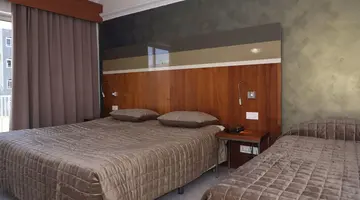 Topaz Hotel
