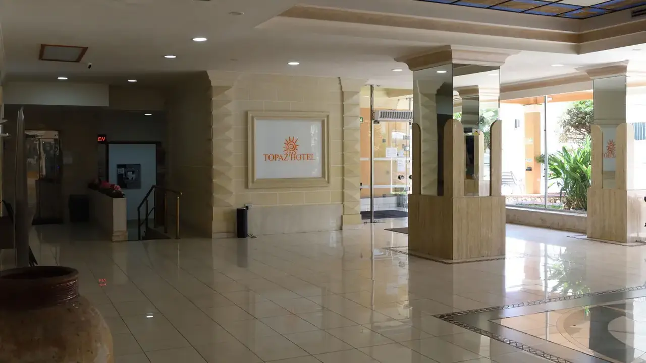 Topaz Hotel