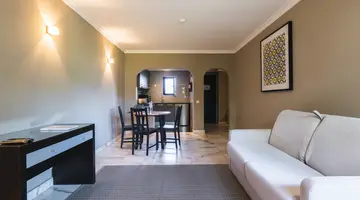 Topazio Vibe Beach Hotel and Apartments