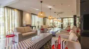 Topazio Vibe Beach Hotel and Apartments
