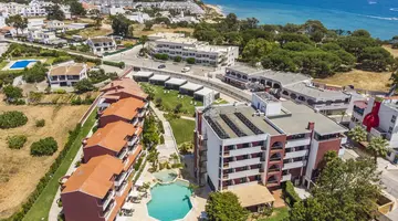 Topazio Vibe Beach Hotel and Apartments