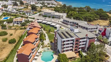 Topazio Vibe Beach Hotel and Apartments