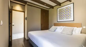 Topazio Vibe Beach Hotel and Apartments