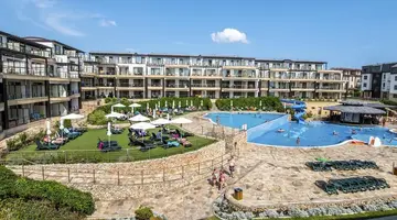 TOPOLA SKIES RESORT AQUAPARK