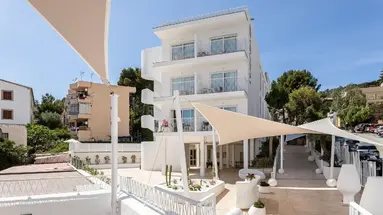 Tora Hotel