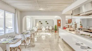 Tora Hotel
