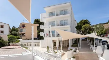 Tora Hotel
