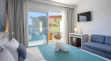 TORA HOTEL