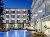 Tora Hotel