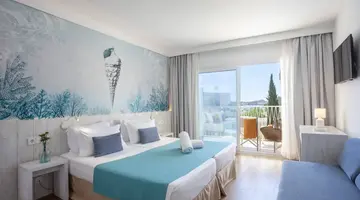 TORA HOTEL