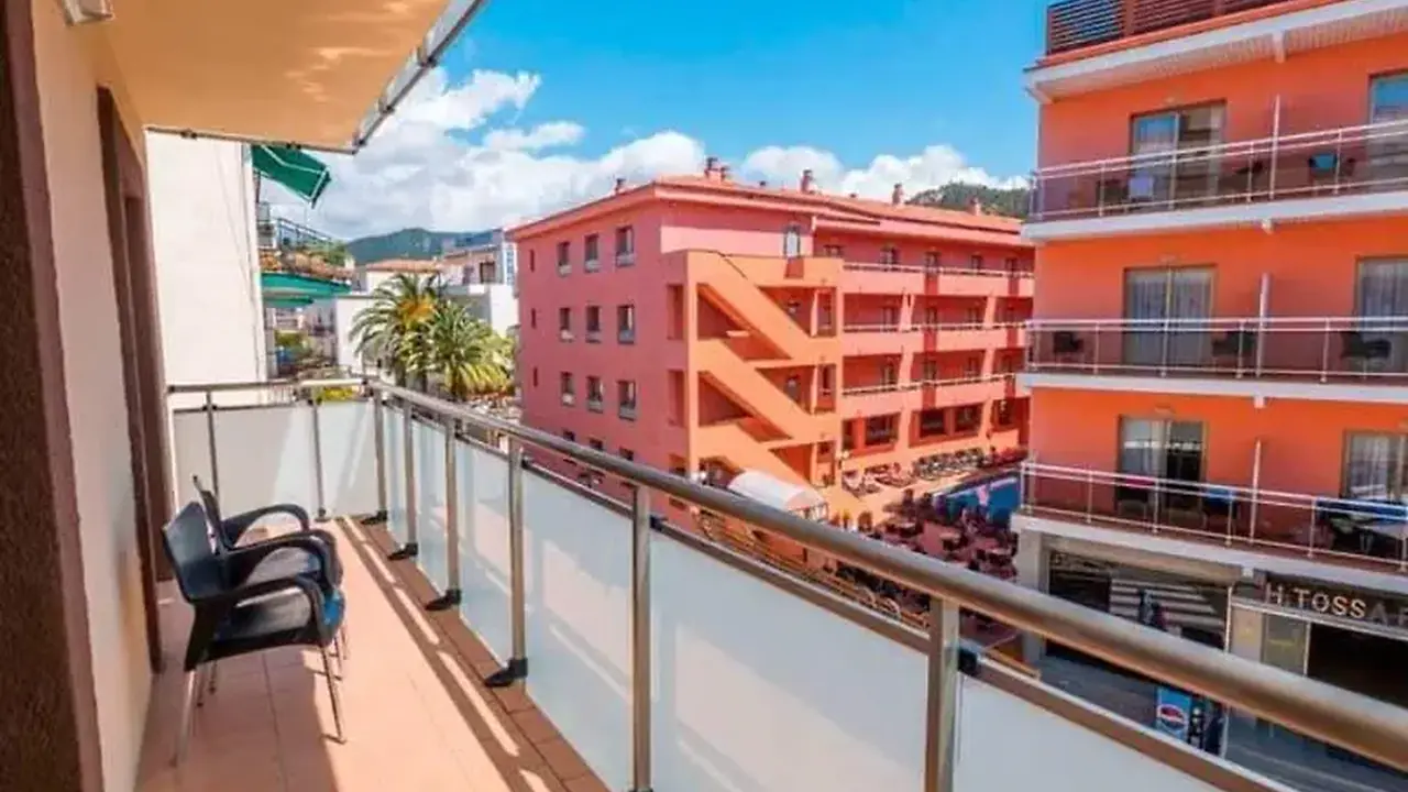 Tossa Beach Center