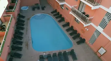 TOSSA BEACH CENTER