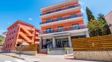 Tossa Beach Center