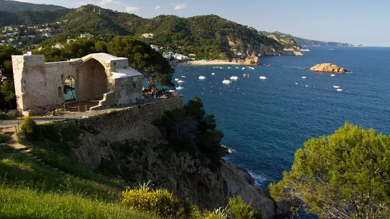 Tossa Beach Center