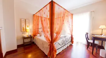 Traina Hotel