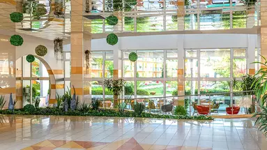 TRAKIA PLAZA AND APARTMENTS