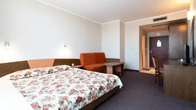TRAKIA PLAZA AND APARTMENTS