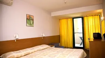 Trakia Plaza Hotel and Apartments