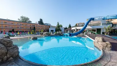 Trakia Plaza Hotel and Apartments