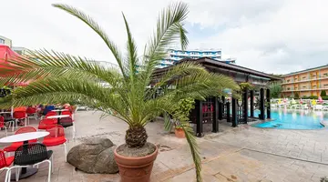 Trakia Plaza Hotel and Apartments