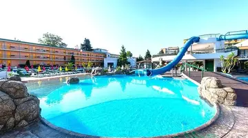 Trakia Plaza Hotel and Apartments