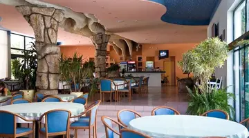 Trakia Plaza Hotel and Apartments