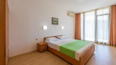 Trakia Plaza Hotel and Apartments
