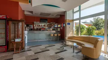 Trakia Plaza Hotel and Apartments