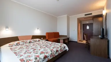 Trakia Plaza Hotel and Apartments
