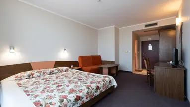 Trakia Plaza Hotel and Apartments