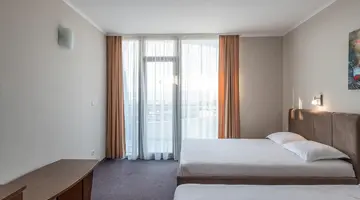 Trakia Plaza Hotel and Apartments
