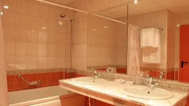 Trakia Plaza Hotel