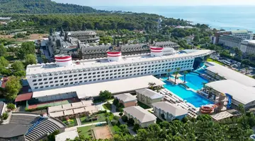 TRANSATLANTIK HOTEL & SPA