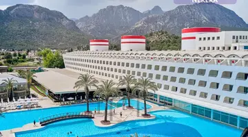 TRANSATLANTIK HOTEL & SPA
