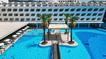 TRANSATLANTIK HOTEL & SPA